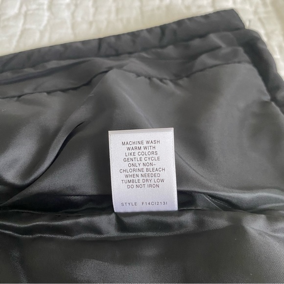 Starting out Black Quilted Zip Up Lightweight Puffer Vest Size 12 Months - Picture 7 of 7